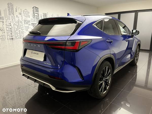 Lexus NX - 3