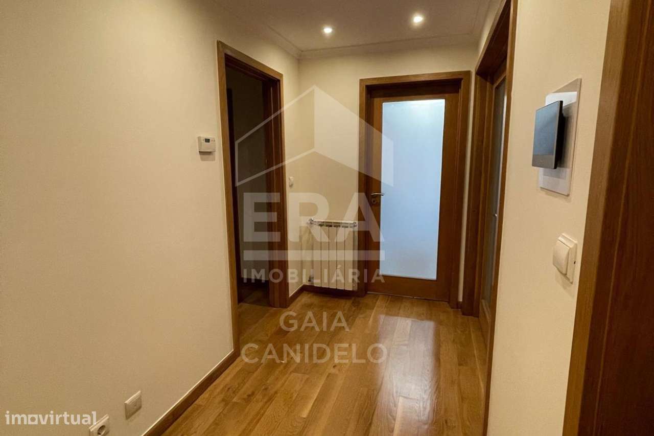 T2 em Condomínio Reservado no centro de Canidelo-2