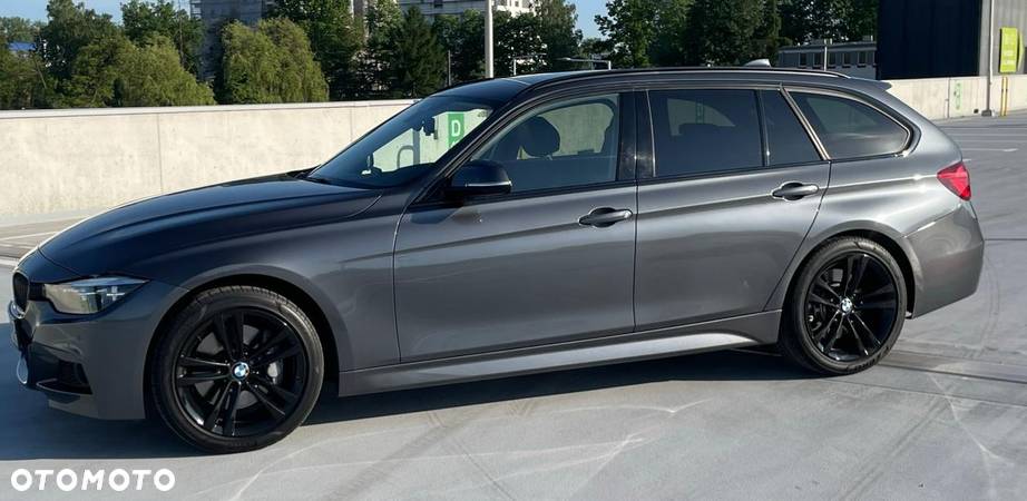 BMW Seria 3 335d Touring xDrive Edition M Sport Shadow - 12