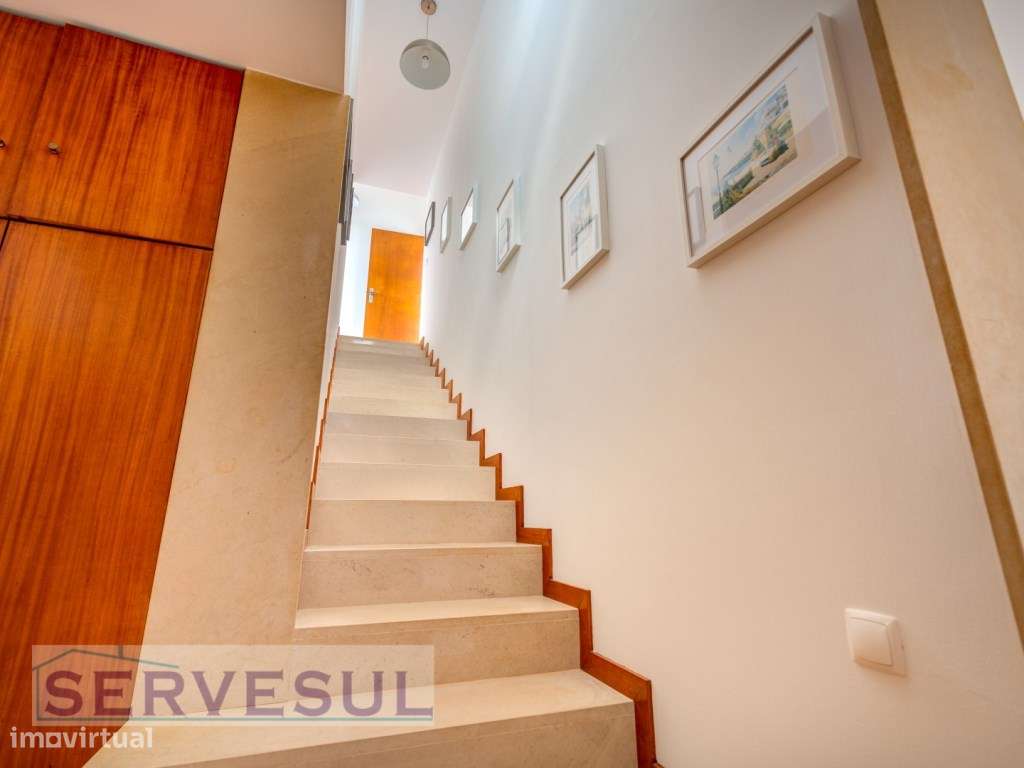 Luxuosa Moradia de luxo de 2 andares composta por 4 quartos, com um...-41