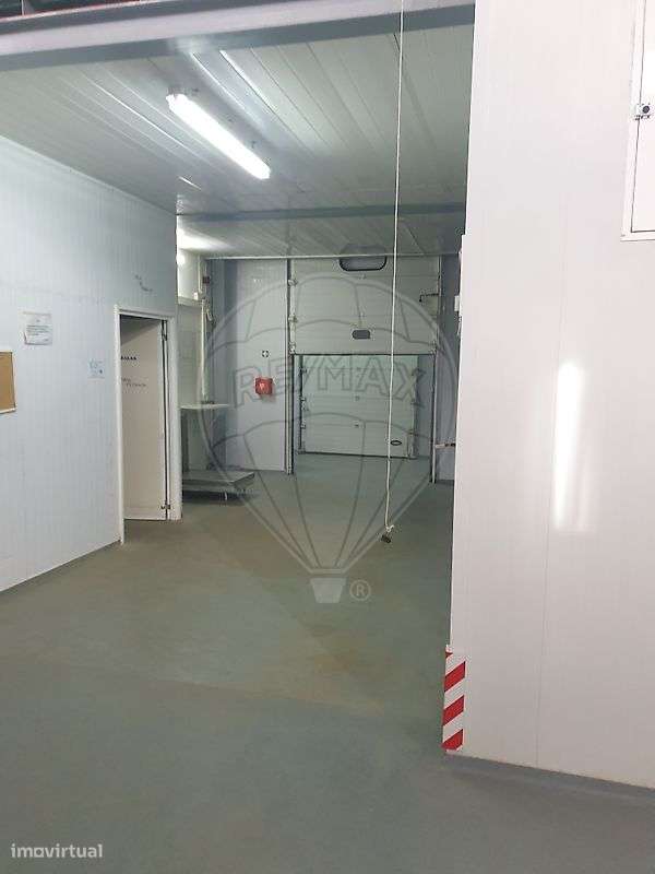 Armazém  para venda - Grande imagem: 2/12