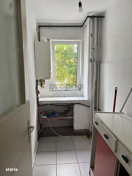 Apartament 3 camere Str. Neptun | Centrala, parcare, etaj 2  | S-E-2