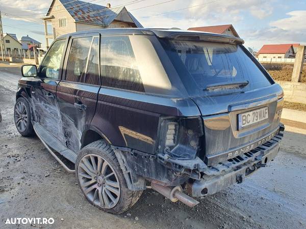 Dezmembrez Land Rover Range Rover sport an 2010, FACELIFT motor 3.0D V6 SDV6 306DT 180kw 245cp - 3