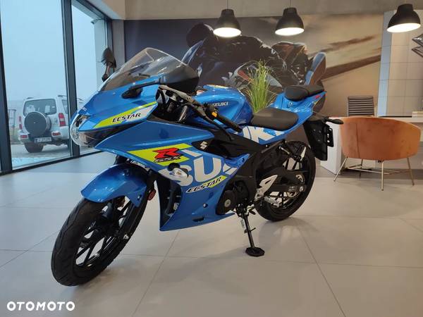 Suzuki GSX-R - 4