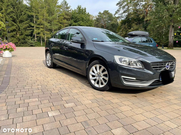 Volvo S60 D2 Kinetic - 2