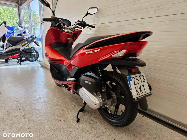 Honda PCX - 10