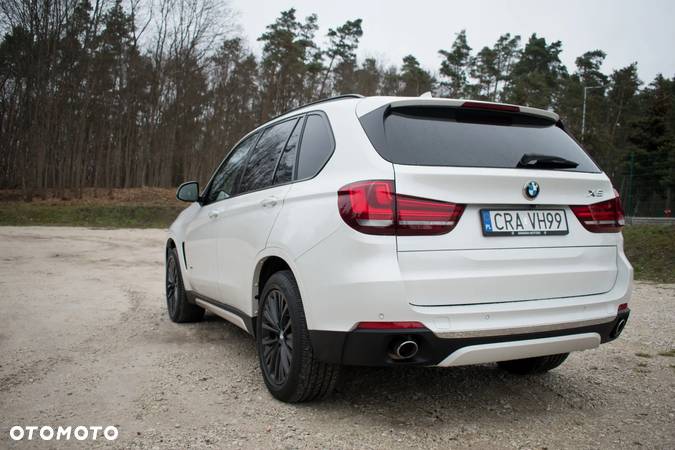 BMW X5 xDrive25d - 22