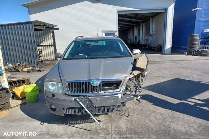 Broasca usa fata dreapta Skoda Octavia 2  [din 2004 pana  2008] seria Combi wagon 5-usi 2.0 TDI DPF - 5