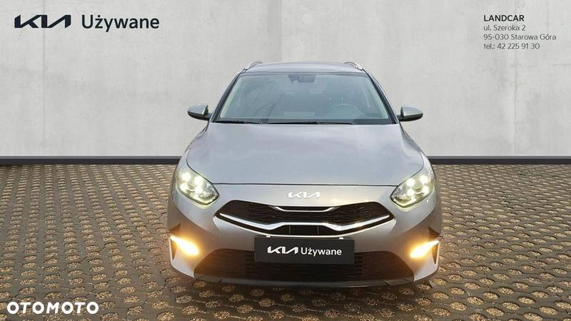 Kia Ceed - 8