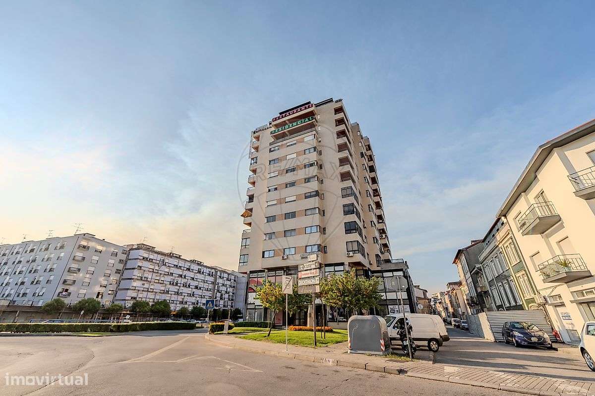 Apartamento T0 para venda na Rua do Caires, Braga-12