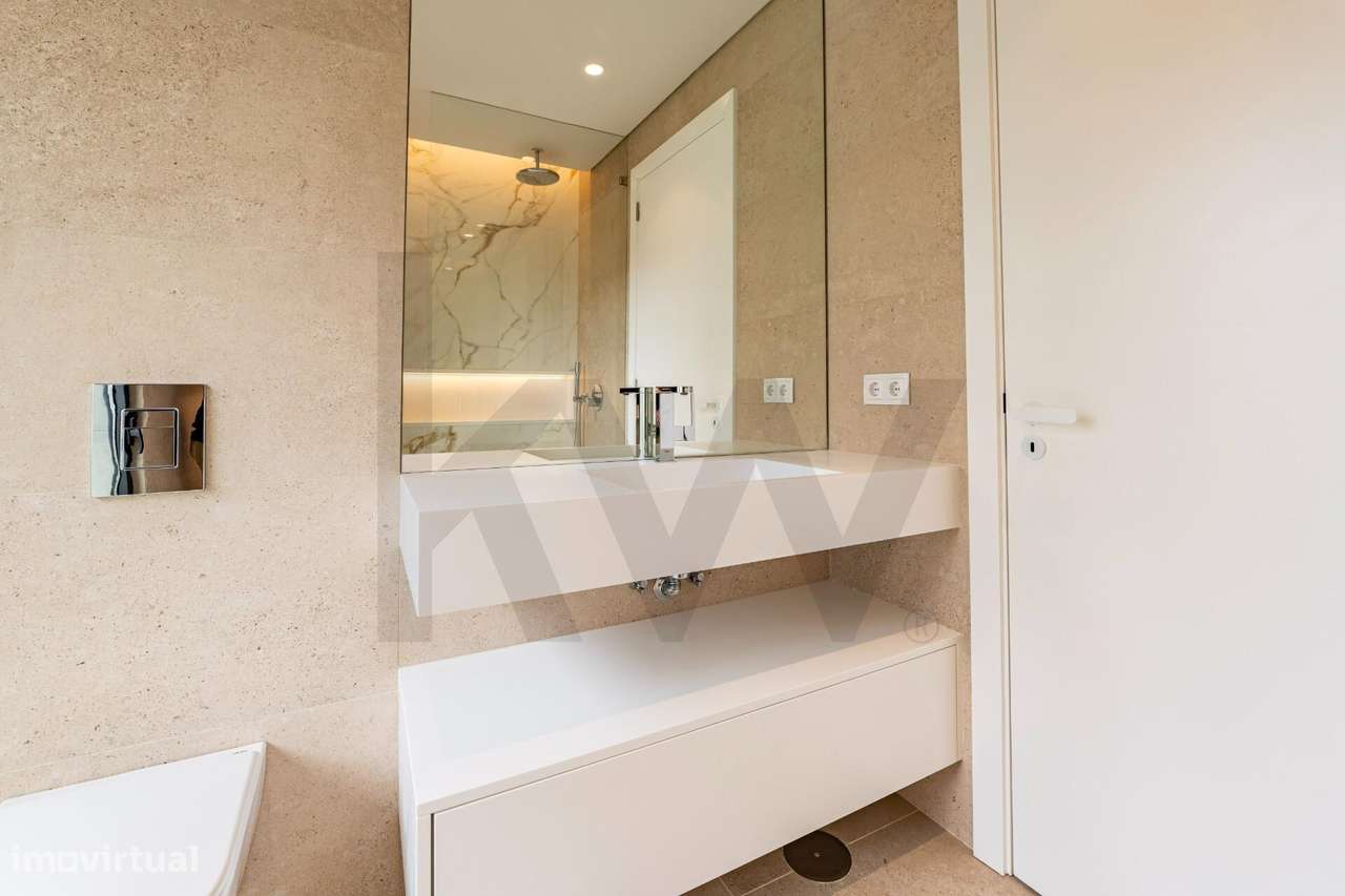 Apartamento T4 com Jardim e Piscina na Parede – Cascais-27