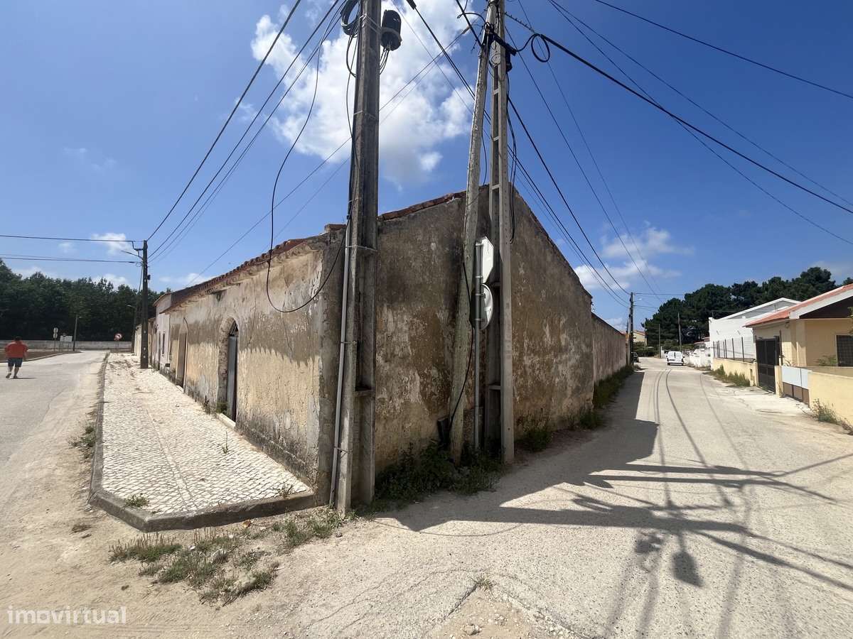 Quintinha com terreno c/ vabilidade de construção!-22