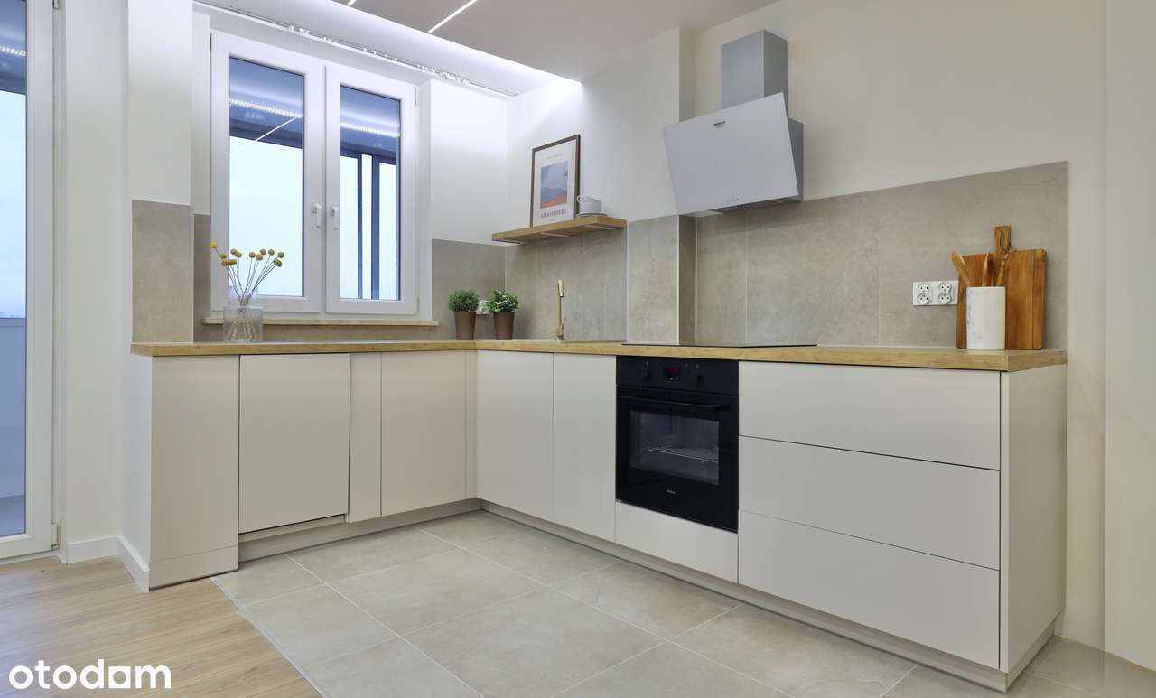 3-pok po remoncie, Nowe, 9-piętro Panorama, Duża Loggia Metro Wierzbno-5