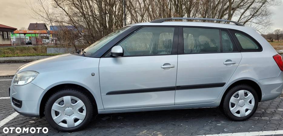 Skoda Fabia 1.2 HTP Elegance - 3