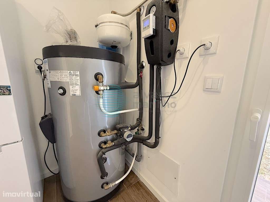 Excelente Moradia/Quintinha PISO TÉRREO V4, Ramalhal-56