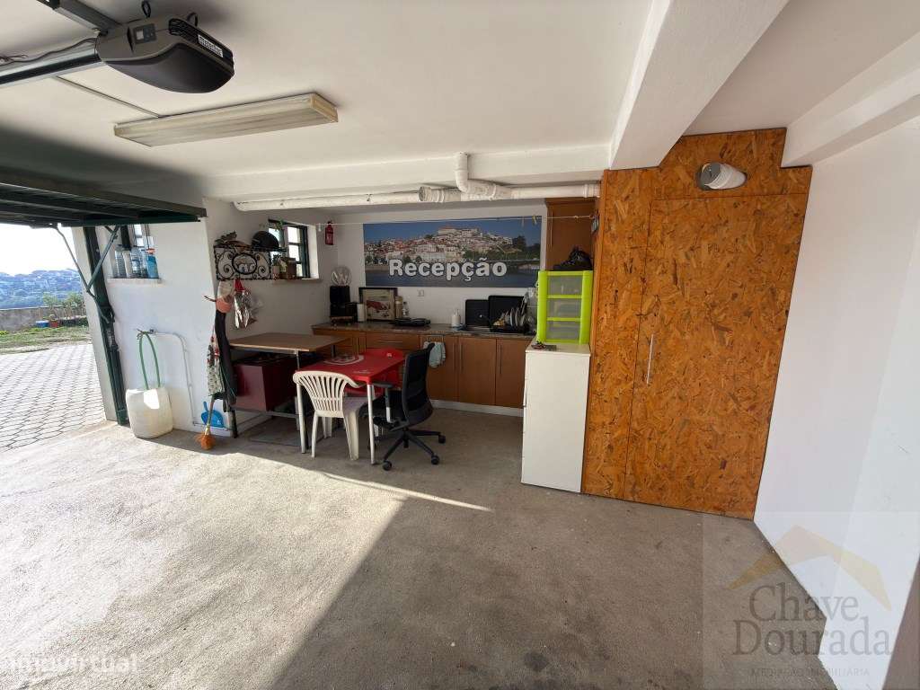 Apartamento T1+2 com garagem, em Santa Clara-22