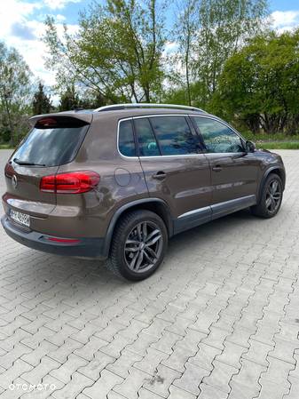 Volkswagen Tiguan 2.0 TDI 4Mot Sport&Style DSG - 4