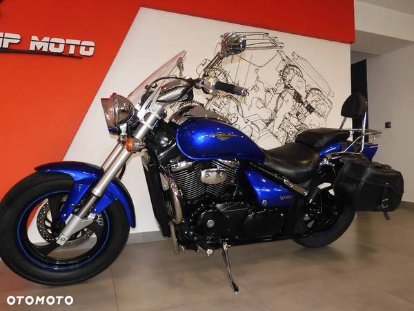 Suzuki Intruder - 38