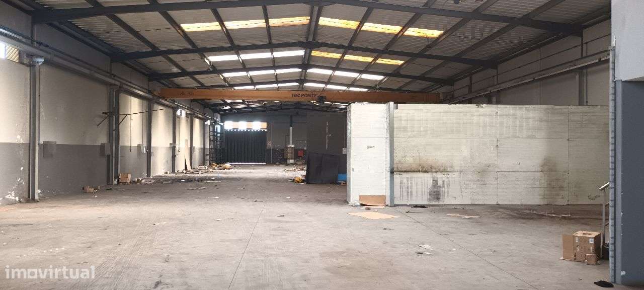 Armazém em Vilar - Bem localizado - ARRENDADO-6
