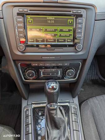 Skoda Superb 2.0 TDI 4X4 Elegance - 3