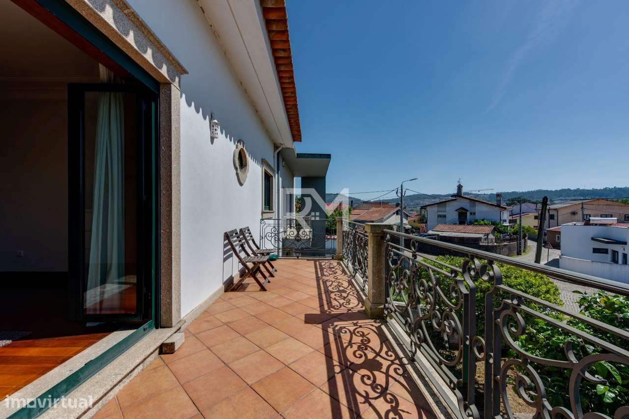 MORADIA T5 COM ESPAÇO EXTERIOR | SUSÃO, VALONGO-22