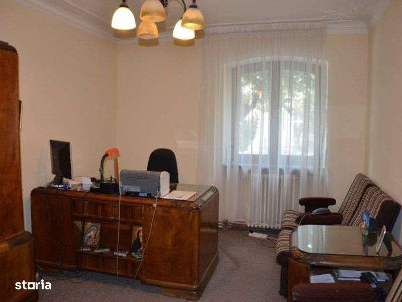 ARMENEASCA - UNIVERSITATE  - 6 camere stradal, locatie deosebita-10