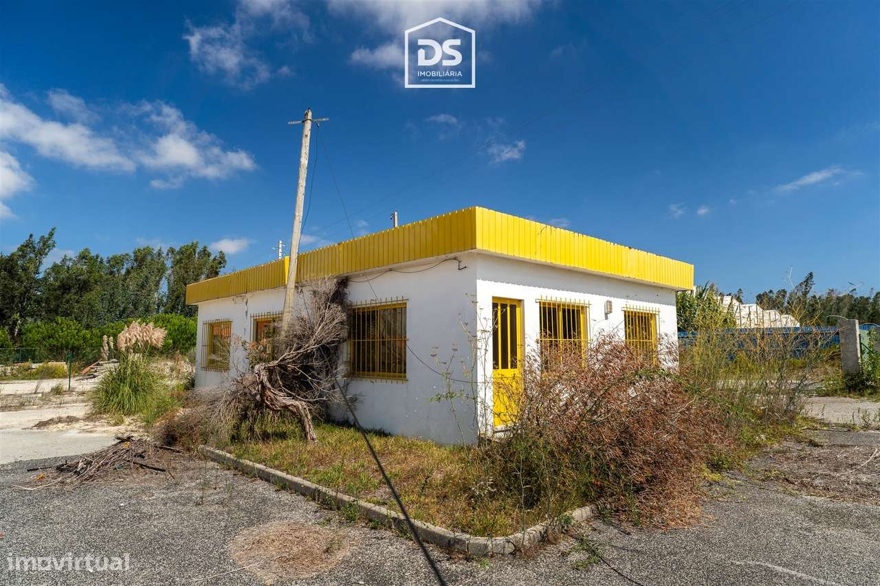 Terreno com 1420m2 para Venda, excelente para o seu Negócio em Marinha-19