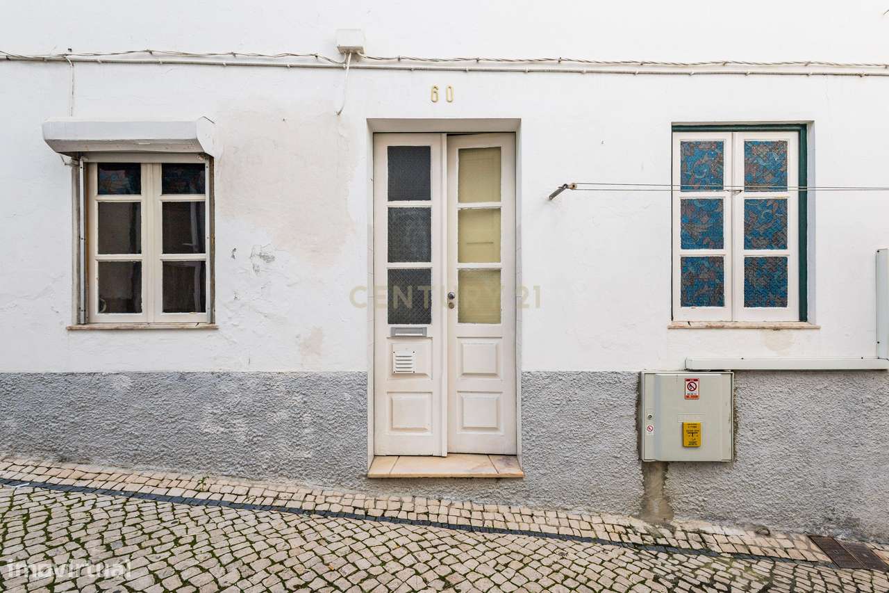 Prédio na Nazaré - a 3 minutos da praia - Grande imagem: 4/20