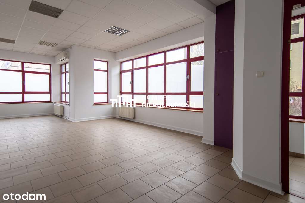 Dwa wejścia, Lokal usługowy, Duża przestrzeń - Pełny obrazek: 4/10