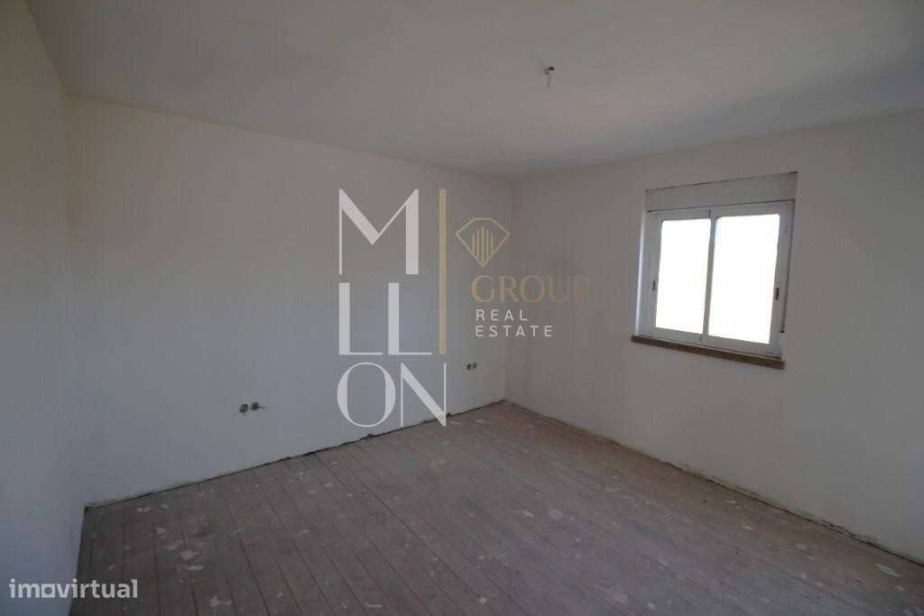 Moradia T3+1 no Troviscal – Totalmente Remodelada-7