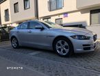 Jaguar XE - 7