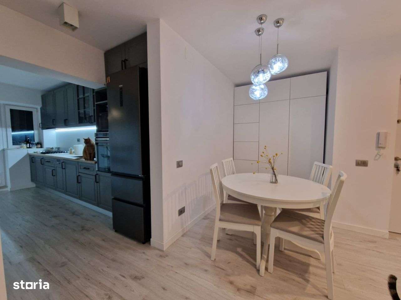 apart 5 camere zona Dorobanti cu garaj încălzit-7