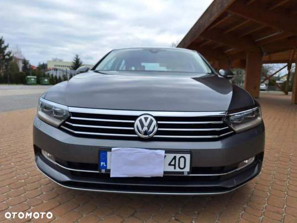 Volkswagen Passat - 21