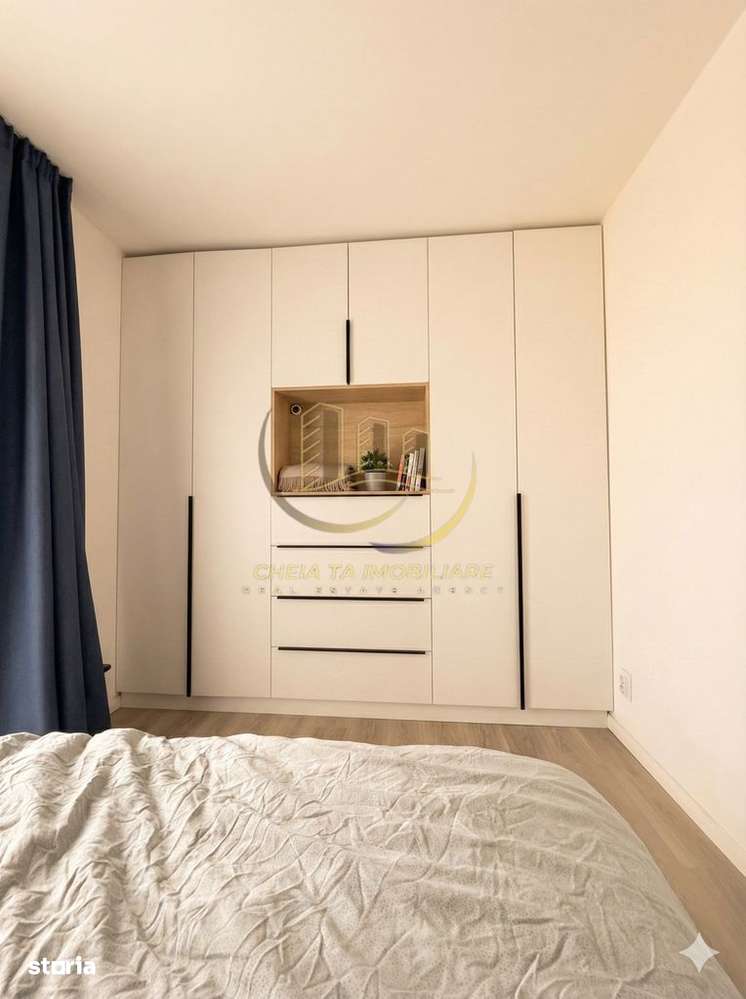 Apartament cu 3 camere, etaj intermediar, garaj, premium - Imagine principală: 4/11