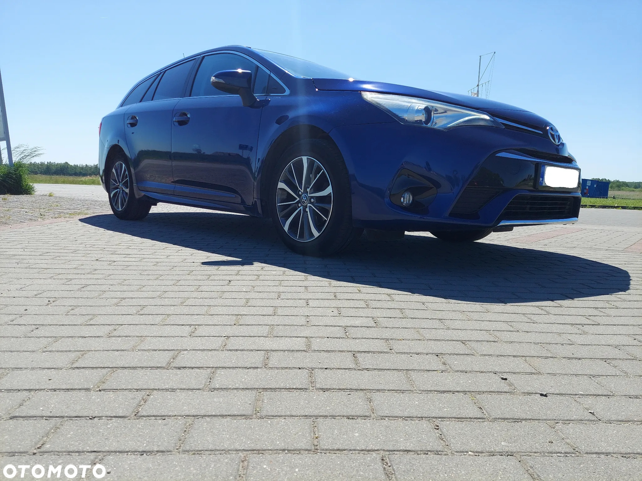 Toyota Avensis - 11