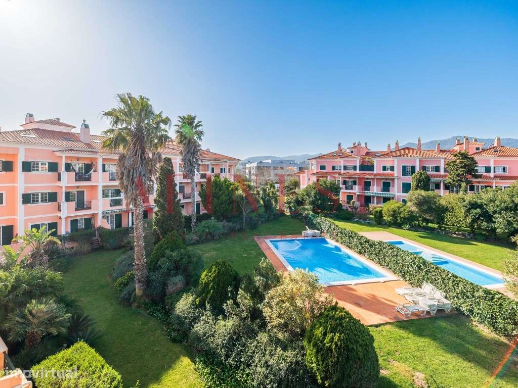 Apartamento T2+1 Duplex com Piscina e Jardim na Beloura I - Grande imagem: 2/51