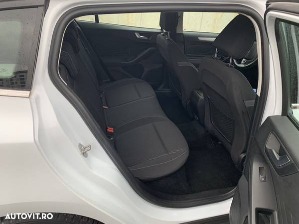 Ford Focus Turnier 1.5 EcoBlue Start-Stopp-System Aut. COOL&CONNECT - 10