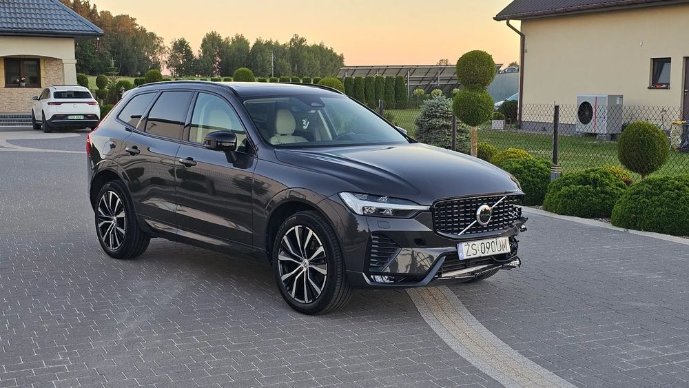 Volvo XC60 II B5 B AWD Ultra Dark 2025