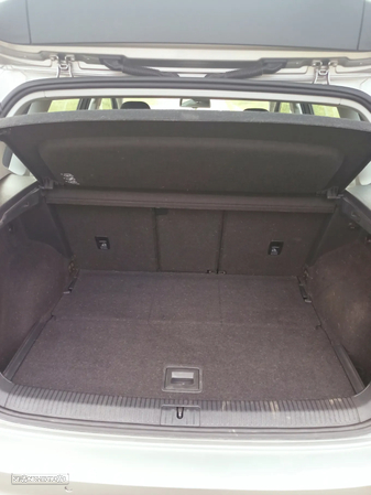 VW Golf Sportsvan 1.6 TDI Confortline BlueMotion - 18
