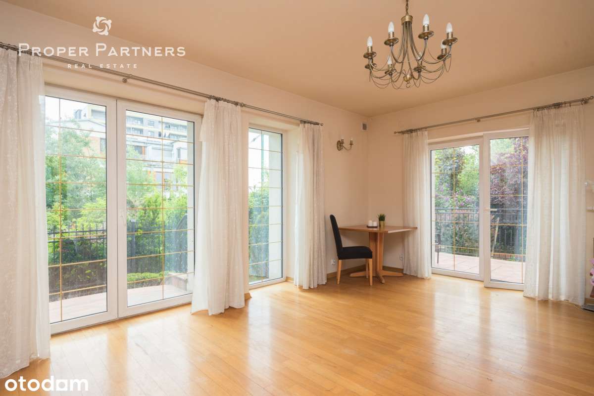 Duży dom z dużym potencjałem (Ochota), ul. Bielska - Pełny obrazek: 3/16