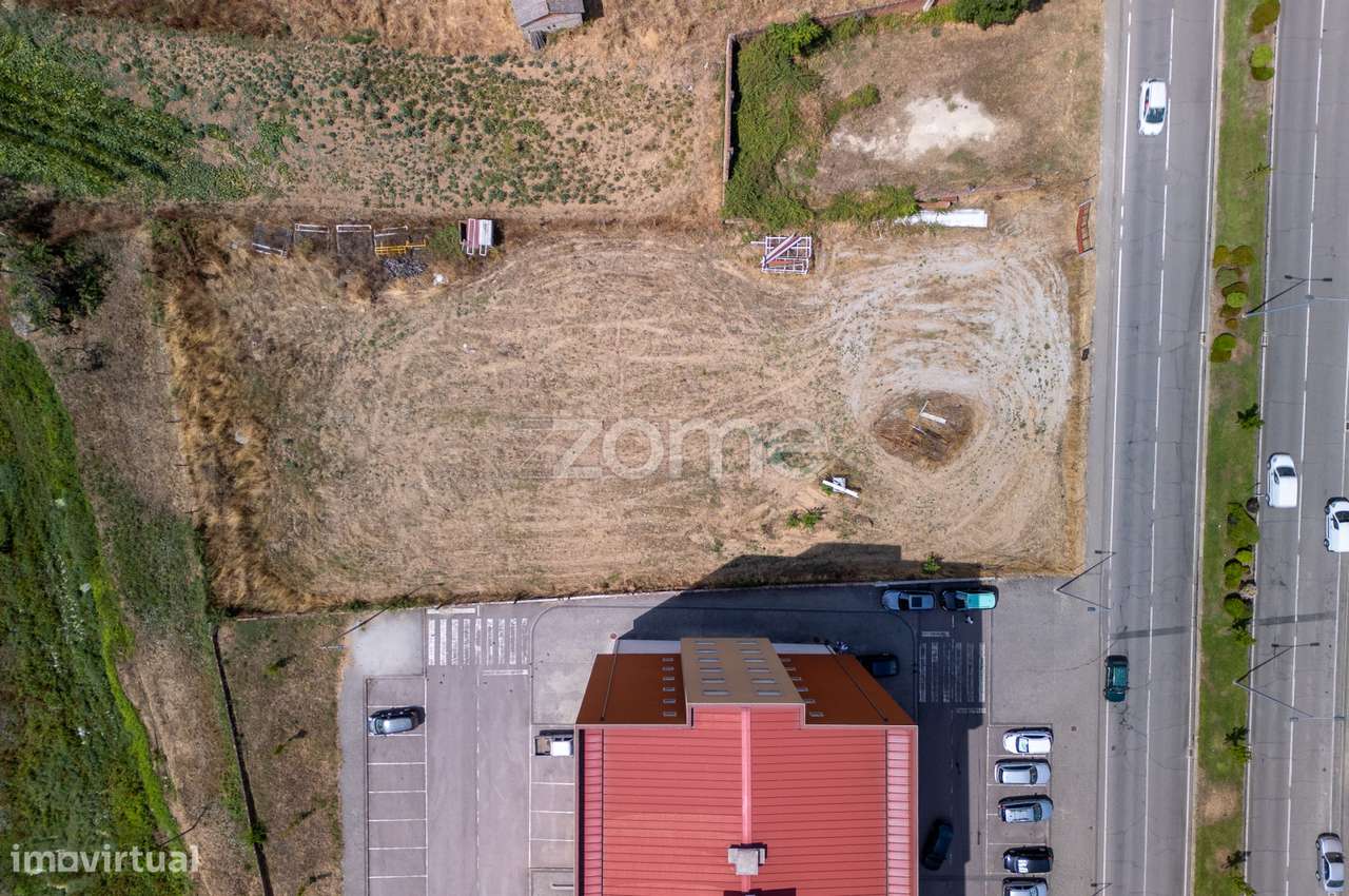 Terreno para construção de prédio - Av. do Sabor - Bragança - Grande imagem: 1/12
