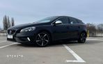 Volvo V40 D2 R-Design - 20