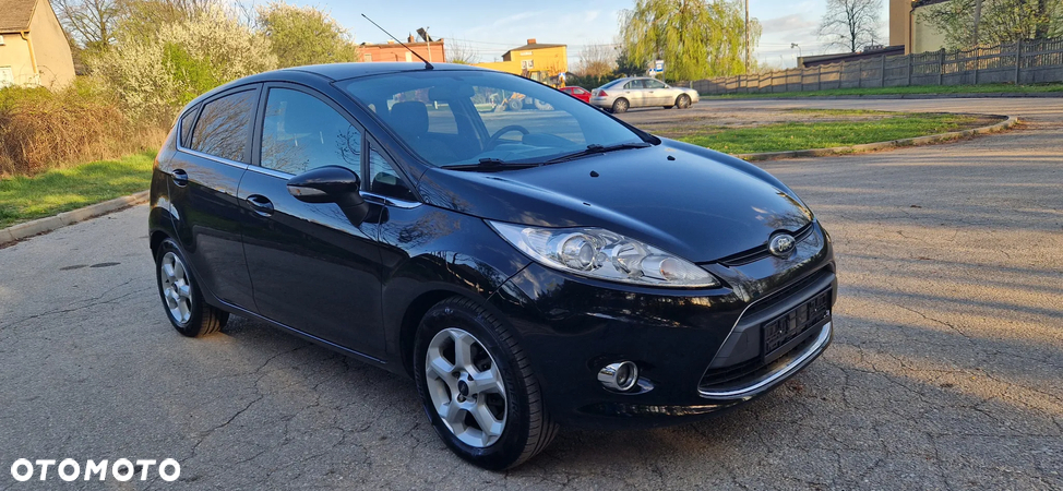 Ford Fiesta 1.6 TDCi Titanium X - 2