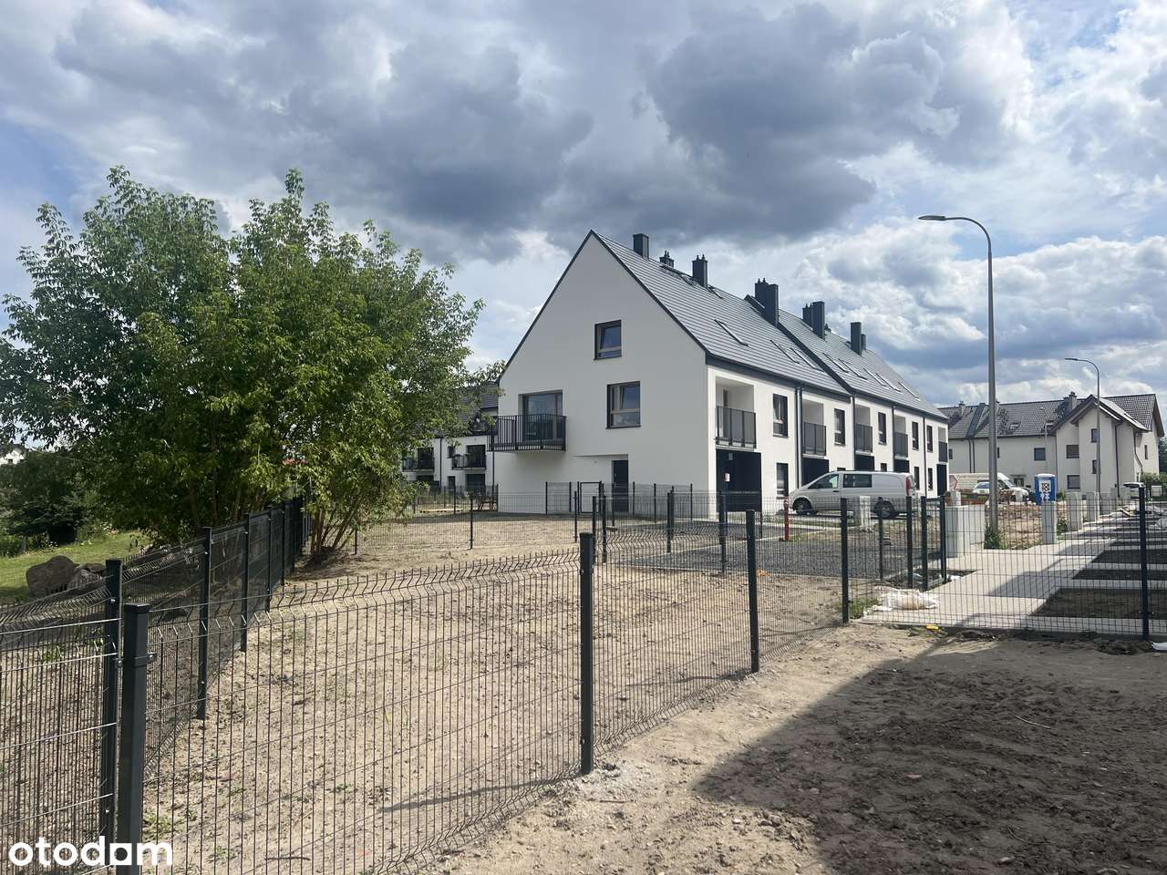 Lokal usługowy z ogródkiem nad stawem - Pełny obrazek: 4/6