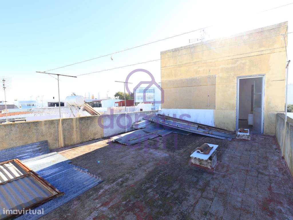 Moradia T2 + 2 com quintal e vista mar em Fuzeta-25