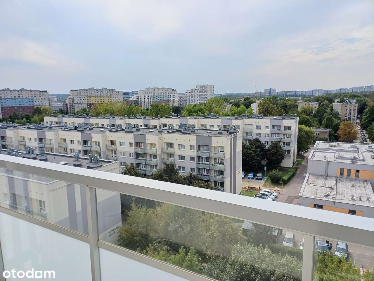 Na sprzedaż, 2 pokoje, ul. Słoneczna 71, super lokalizacja duży balkon-0