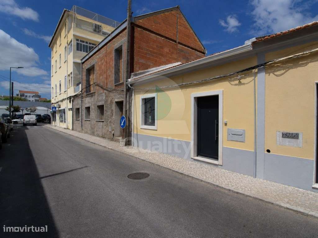 MORADIA T2 COM LOGRADOURO NO ALTO SEIXALINHO - BARREIRO-20