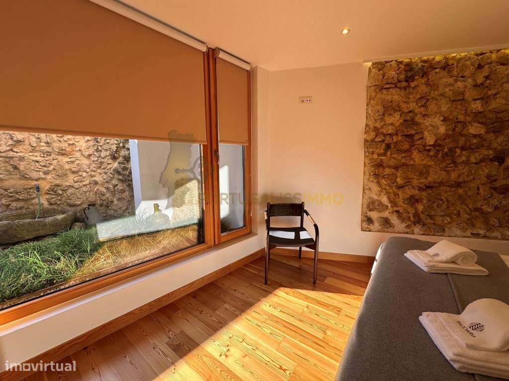 À Venda: Charmosa moradia totalmente renovada.-14