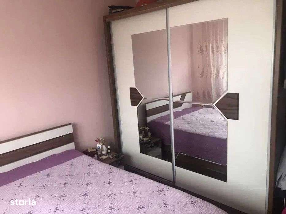 Apartament 2 camere confort 1 decomandat zona Radu Negru, renovat 2017 - Imagine principală: 5/8