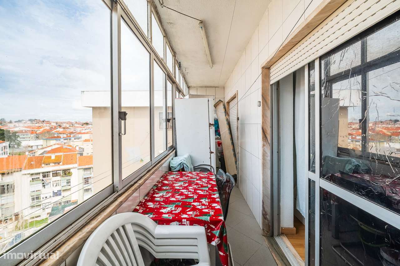 T3 em Mem Martins muito luminoso-14